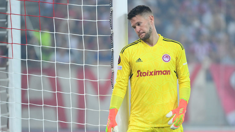 Βατσλίκ: «Ακόμα δεν μπορώ να κουνήσω το χέρι μου»