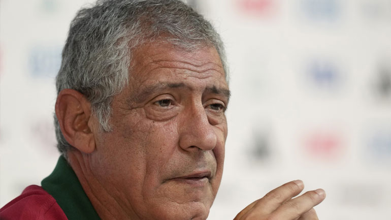 Σάντος: «Η εθνική δεν θα επηρεαστεί από τη διαμάχη του Ρονάλντο με τη Μάντσεστερ Γ.»