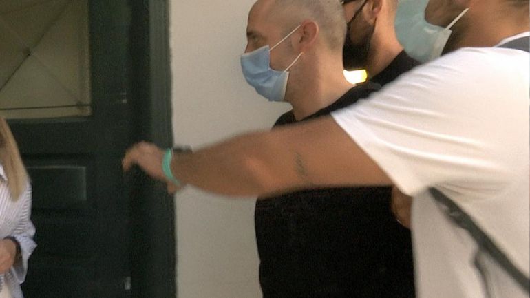 Στο ειδώλιο του κατηγορούμενου ο αστυνομικός από την υπόθεση της Ηλιούπολης – Χωρίς δικηγόρο η 19χρονη;