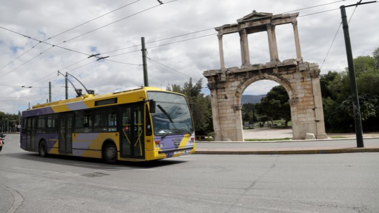 Σεξουαλική επίθεση σε 14χρονη μέσα σε τρόλεϊ