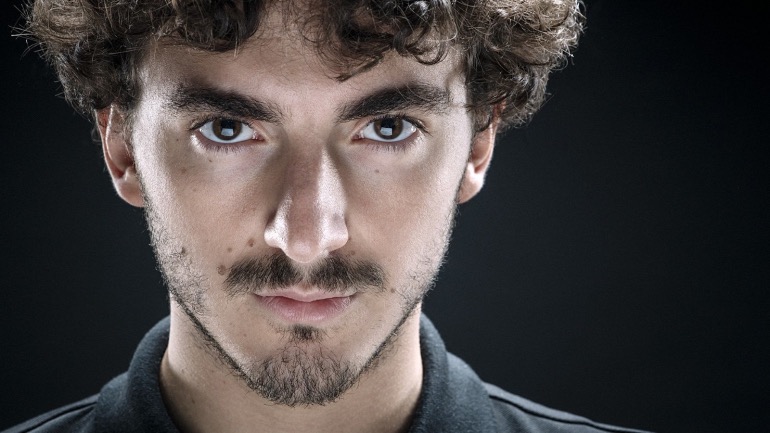 Ο Pecco Bagnaia Πρωταθλητής του 2022 με μισθό + μπόνους 5 εκατ. $ και περίπου 0.5 εκατ. από προσωπικούς χορηγούς, όχι ο καλύτερα αμειβόμενος του MotoGP. 