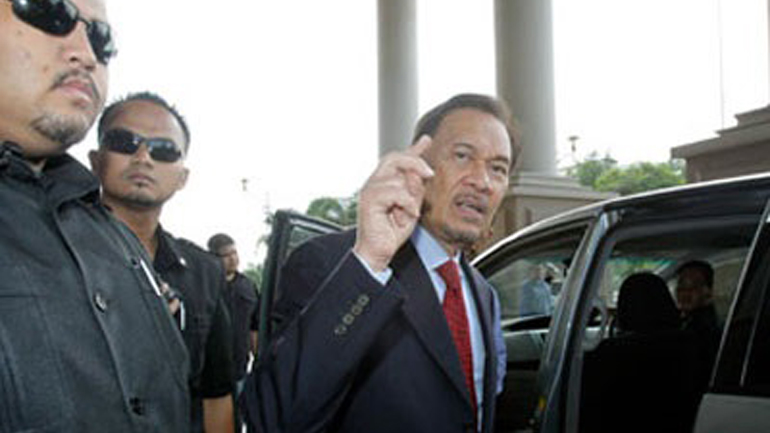 Μαλαισία: Ο μεταρρυθμιστής Ανουάρ Ιμπραχίμ ορίστηκε πρωθυπουργός