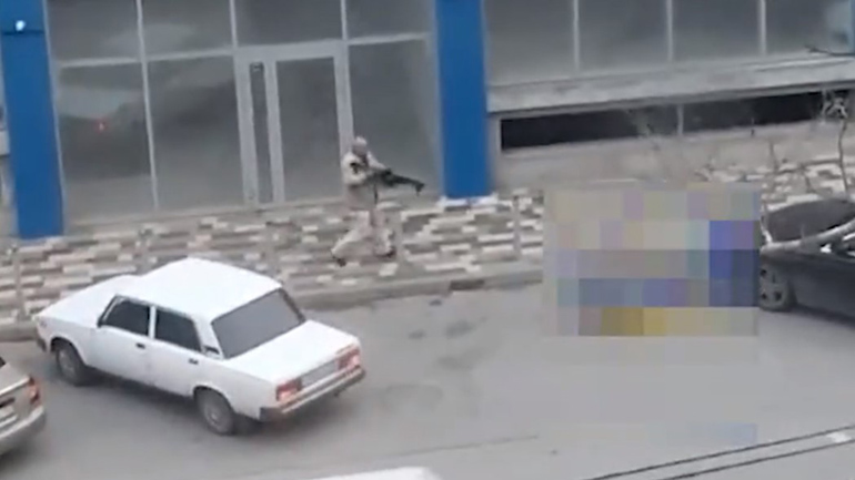 Ρωσία: Τέσσερις νεκροί από επεισόδιο με πυροβολισμούς σε εμπορικό κέντρο