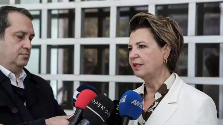 Γεροβασίλη: Χάκαραν τραπεζικούς λογαριασμούς και social media – Της πήραν χρήματα