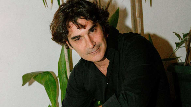 Χριστόφορος Παπακαλιάτης: «Μετά τα 40 όλα τα έπαθα. Πού πάω, τι κάνω, παιδί, συντροφικότητα»