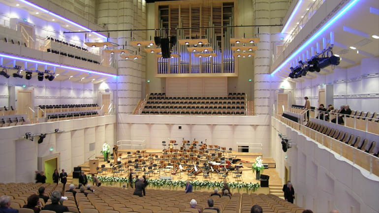 Ντόρτμουντ: Δεν θα παίξουν Ρώσοι μουσικοί που τάσσονται υπέρ του Κρεμλίνου