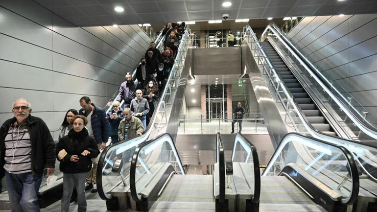 Θεσσαλονίκη: Πρώτη εμπειρία εισόδου ως επιβάτες σε συρμό του Μετρό είχαν πολίτες