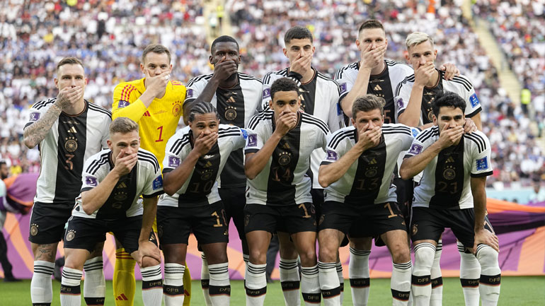 Γερμανία: Ο Σολτς χαιρέτισε την αντίδραση των Γερμανών διεθνών