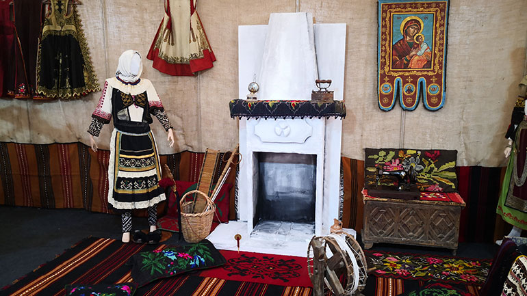 Ο Λαογραφικός Χορευτικός Όμιλος «Καραγκούνα»: Διατηρεί και προωθεί την παράδοση και την πολιτιστική κληρονομιά της Καρδίτσας