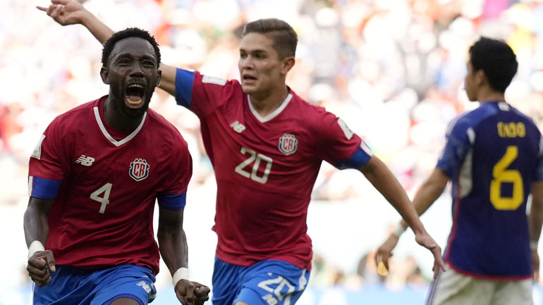 Η Κόστα Ρίκα προσγείωσε ανώμαλα (1-0) την Ιαπωνία και μπήκε κι αυτή στο παιχνίδι της πρόκρισης!