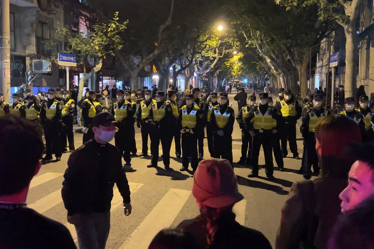 Συγκρούσεις διαδηλωτών και αστυνομικών στην Κίνα
