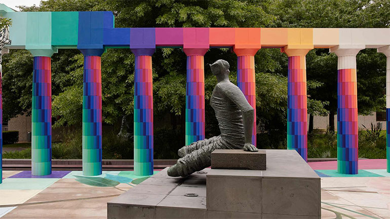 Μελβούρνη: Φόρος τιμής στον Παρθενώνα το «Temple of Boom»