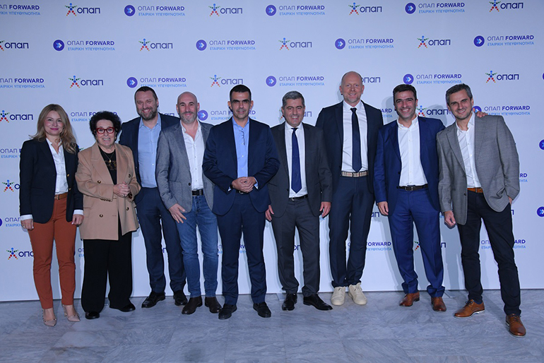 Νάνση Βέρρα, Chief Legal, Regulatory & Compliance Officer του OΠΑΠ, Μαρία Νικολαΐδου, Acting Chief People Officer του ΟΠΑΠ, Γιάννης Ρόκκας, Chief Marketing Officer του ΟΠΑΠ, James Curwen, Chief Online Officer του ΟΠΑΠ, Φώτης Ζησιμόπουλος, Chief Product Officer του ΟΠΑΠ, Οδυσσέας Χριστοφόρου, Αναπληρωτής Διευθύνων Σύμβουλος του ΟΠΑΠ, Γιαν Κάρας, Διευθύνων Σύμβουλος του ΟΠΑΠ, Ματθαίος Ματθαίου, Chief Operations Officer του ΟΠΑΠ, Ηλίας Κατσαρός, Chief Retail Officer του ΟΠΑΠ.