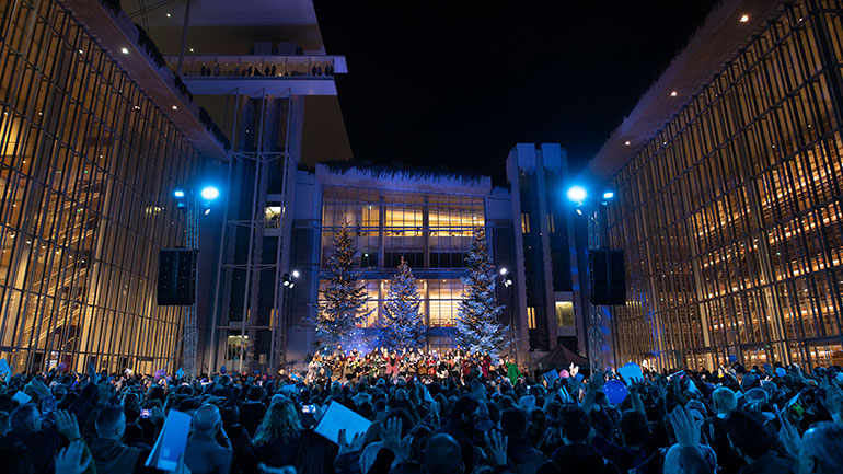 Κέντρο Πολιτισμού Ίδρυμα Σταύρος Νιάρχος:  Επίσημη έναρξη της εορταστικής περιόδου με την εντυπωσιακή φωταγώγηση