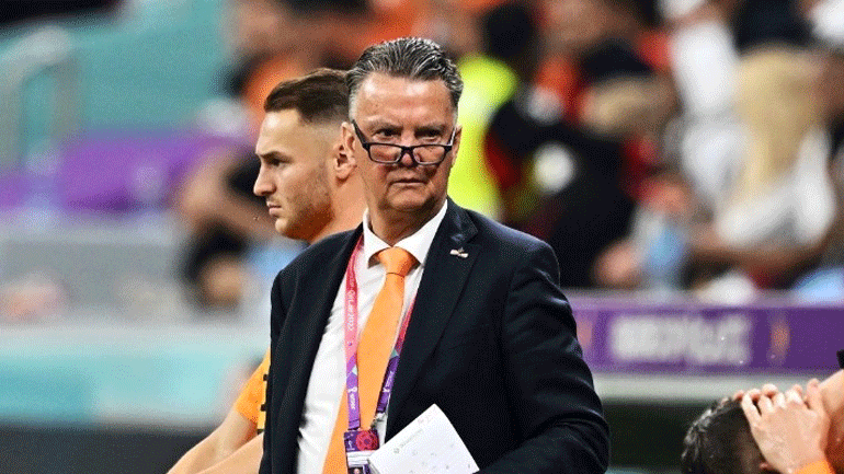 Φαν Γκάαλ: «Μπορούμε να ξεπεράσουμε την απειλή των ΗΠΑ»