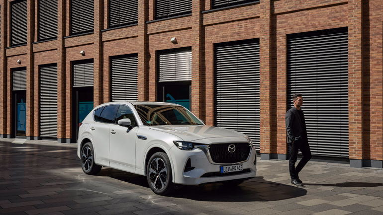 Ποια είναι η πανέξυπνη μέθοδος takuminuri της Mazda που χρησιμοποιείται για την τέλεια εφαρμογή της βαφής