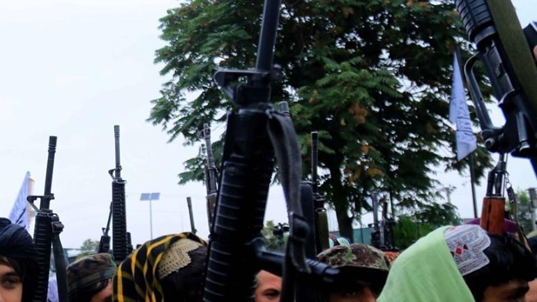 Το Πακιστάν απαιτεί από τους Ταλιμπάν να δράσουν μετά την επίθεση στην πρεσβεία του στο Αφγανιστάν