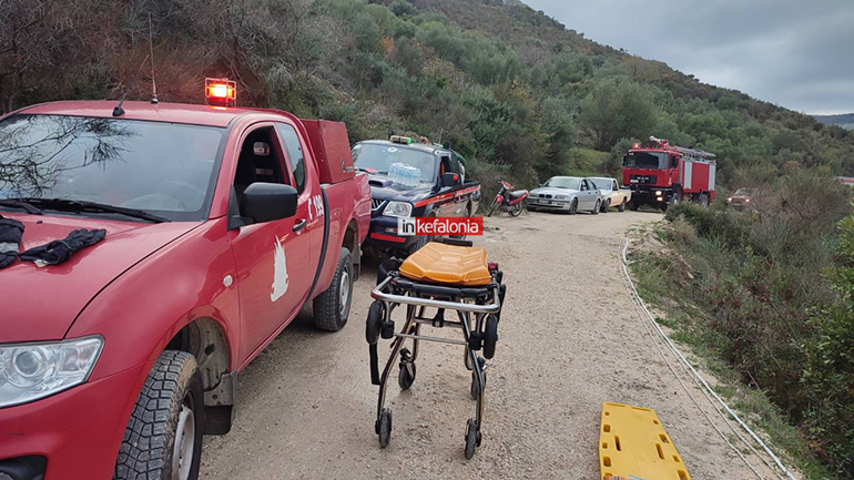 Κεφαλονιά: Φορτηγό έπεσε σε γκρεμό 200 μέτρων – Δύο νεκροί