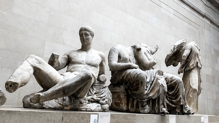 Πώς θα μπορούσαν να επιστρέψουν τα Γλυπτά του Παρθενώνα στην Ελλάδα – Τι συζητούν Αθήνα και Λονδίνο