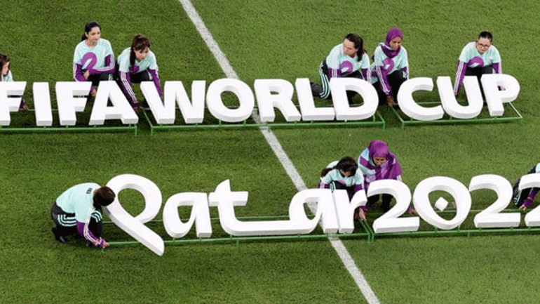 Η παράδοση της Γαλλίας με την Πολωνία και το αήττητο της Αγγλίας με ομάδες από την Αφρική