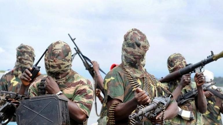 Νιγηρία: Ένοπλοι εισβάλλουν σε ισλαμικό τέμενος και παίρνουν 13 ομήρους