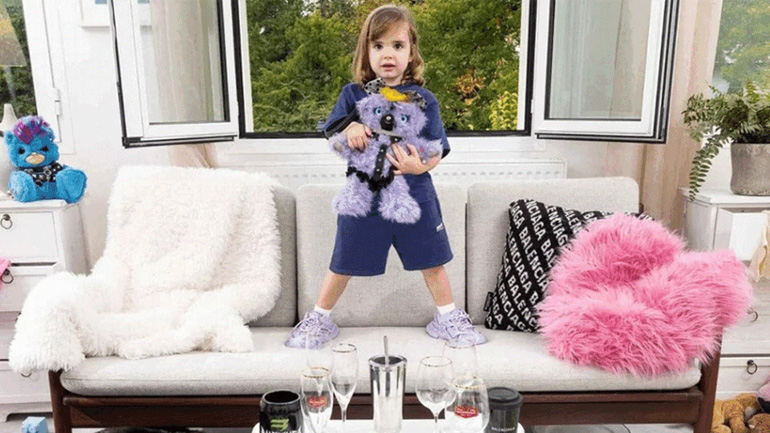 Βalenciaga: Το χρονικό του παιδοφιλικού σκανδάλου που πήρε παγκόσμια διάσταση και η δημόσια κατακραυγή