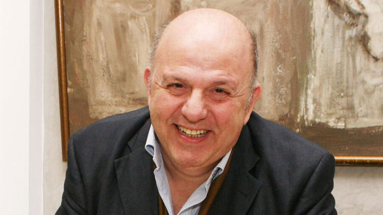 Νίκος Μουρατίδης: Υπέρ της Νατάσσας Μποφίλιου – «Σκάστε πια…»