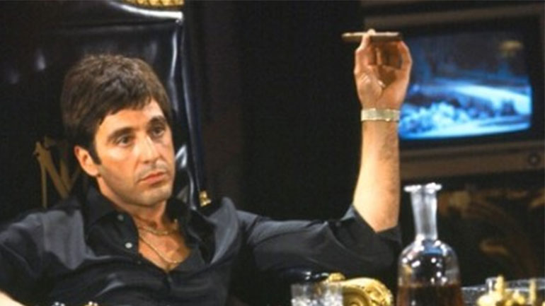 Ο Τζον Λεγκουιζάμο λέει ότι είναι περίεργο ο Αλ Πατσίνο να υποδύεται λατινοαμερικάνικους χαρακτήρες