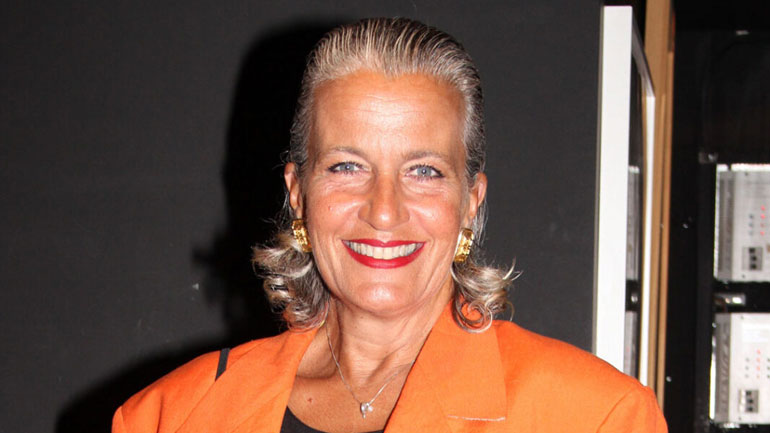 Λουκία Παπαδάκη: «Με έχει συγκινήσει βαθιά ο γιος μου ως ενήλικας»