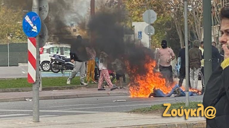 Μεσογείων: Διαμαρτυρίες και φωτιές από Ρομά για τον 16χρονο