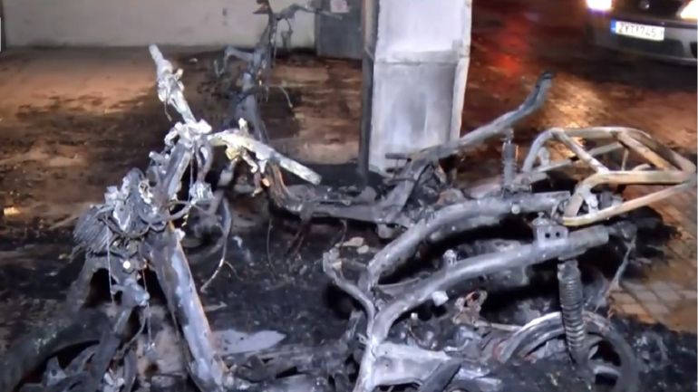 Εμπρησμός σε μοτοσικλέτες στην Κυψέλη