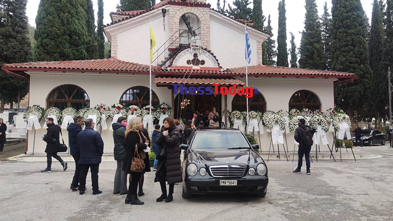 Σέρρες: Το τελευταίο «αντίο» στον 11χρονο που σκοτώθηκε στην έκρηξη Σέρρες: Το τελευταίο «αντίο» στον 11χρονο που σκοτώθηκε στην έκρηξη