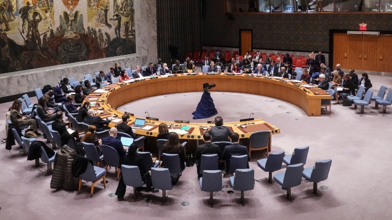 ΗΠΑ και Ρωσία αλληλοκατηγορούνται πως δεν ενδιαφέρονται να εμπλακούν σε διάλογο για την ειρήνευση στην Ουκρανία