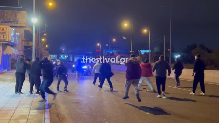 Θεσσαλονίκη: Βίντεο ντοκουμέντο από συμπλοκή Ρομά με αστυνομικούς στη Σταυρούπολη