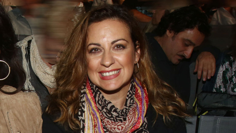 Ευαγγελία Μουμούρη: Πήγα στο δημαρχείο για να κάνω σύμφωνο συμβίωσης φορώντας μαγιό και γούνα