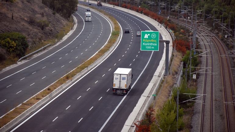 Κανονικά διεξάγεται η κυκλοφορία των οχημάτων στην Αθηνών-Κορίνθου