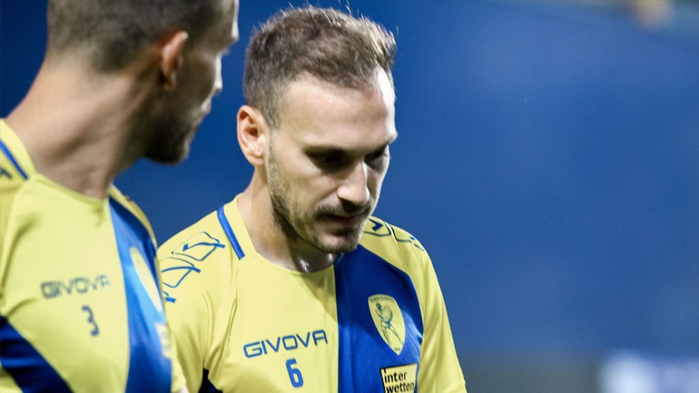 Παναιτωλικός: Ρήξη χιαστού ο Μπακάκης, χάνει την υπόλοιπη σεζόν