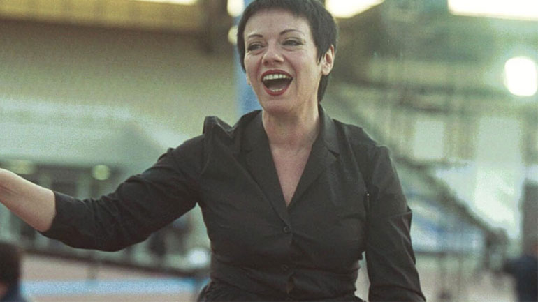 Μαλβίνα Κάραλη: Απλήρωτο το οστεοφυλάκιο από το 2014 – Τι συμβαίνει με τα οστά της