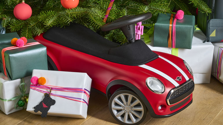 Ανακαλύψτε τα εντυπωσιακά χριστουγεννιάτικα δώρα της MINI Lifestyle Collection 2022