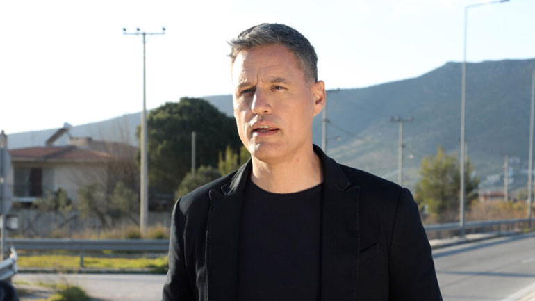 Γρηγόρης Πετράκος: Τάσσεται κατά της νέας σειράς του Χριστόφορου Παπακαλιάτη, «Maestro»