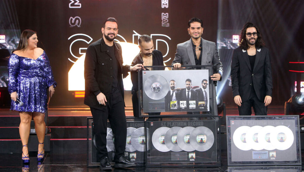 ΜΕΛΙSSES: Λαμπερή απονομή για τις πολυπλατινένιες επιτυχίες τους με διάσημους φίλους στο Έναστρον