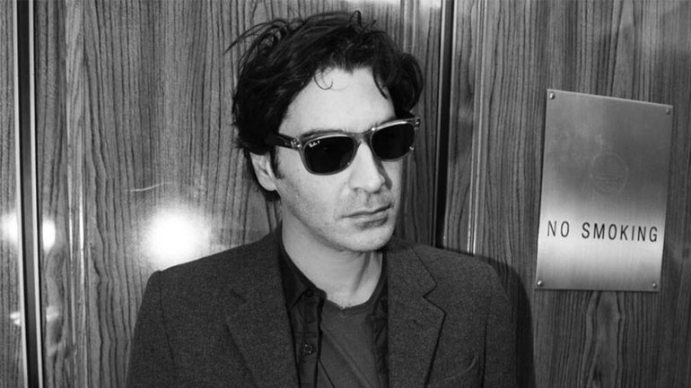 Χριστόφορος Παπακαλιάτης: «Πάντα μετά τον έρωτα έγραφα για τον έρωτα»