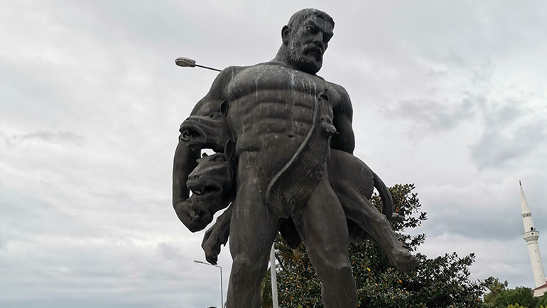 Οδοιπορικό στα τουρκικά παράλια της Μαύρης Θάλασσας, εκεί όπου ο Ηρακλής εξουδετερώνει τον Κέρβερο και συναντά …Έλληνες ανθρακωρύχους