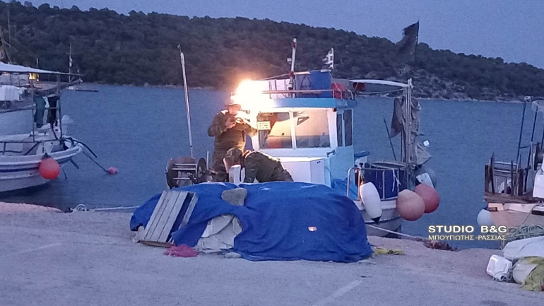 Αργολίδα: Καΐκι στην Αρχαία Επίδαυρο «ψάρεψε» οβίδα του Πολεμικού Ναυτικού