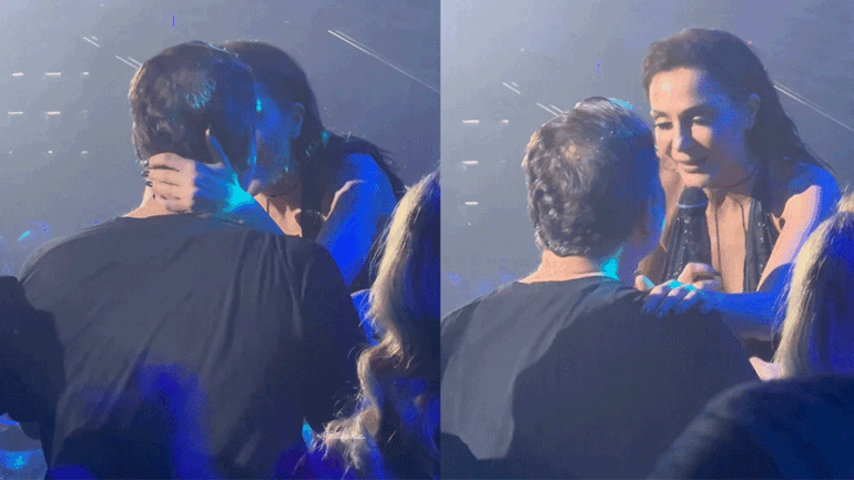 Δέσποινα Βανδή & Βασίλης Μπισμπίκης: Το παθιασμένο φιλί επί σκηνής