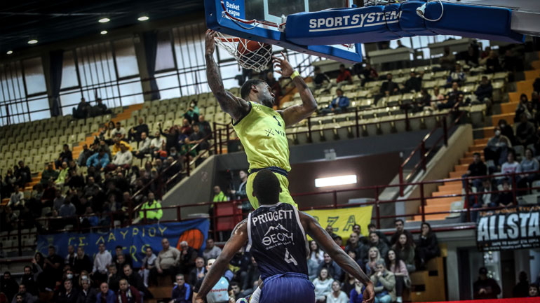 Μπάσκετ: Έκανε… σεφτέ στις νίκες το Λαύριο, 81-80 την Καρδίτσα