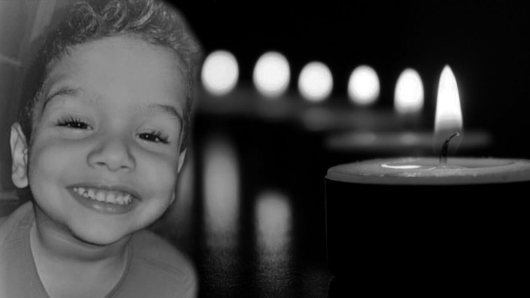 Τραγωδία στον Κολωνό: Κατέληξε ο 5χρονος μετά τη φωτιά σε διαμέρισμα- Στο Νιοχώρι Κυλλήνης η κηδεία