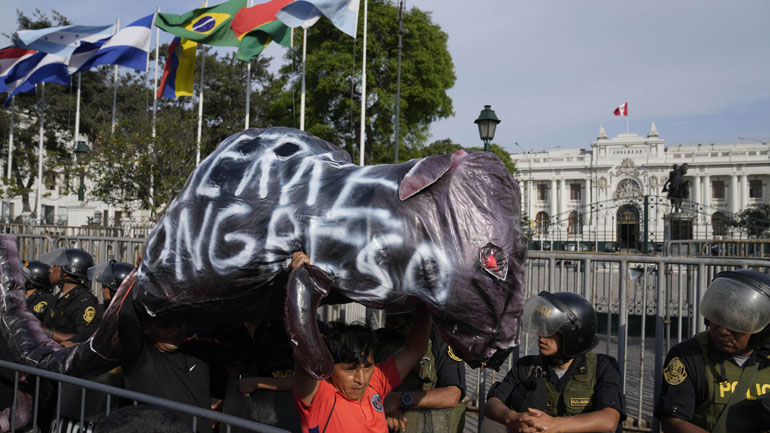 Περού: Δύο νεκροί στις διαδηλώσεις εναντίον της νέας προέδρου