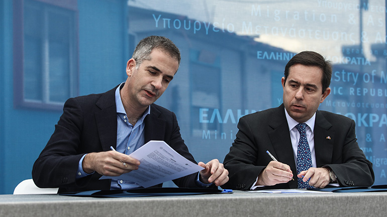 Στον Δήμο Αθηναίων παραδόθηκε η δομή του Ελαιώνα Στον Δήμο Αθηναίων παραδόθηκε η δομή του Ελαιώνα