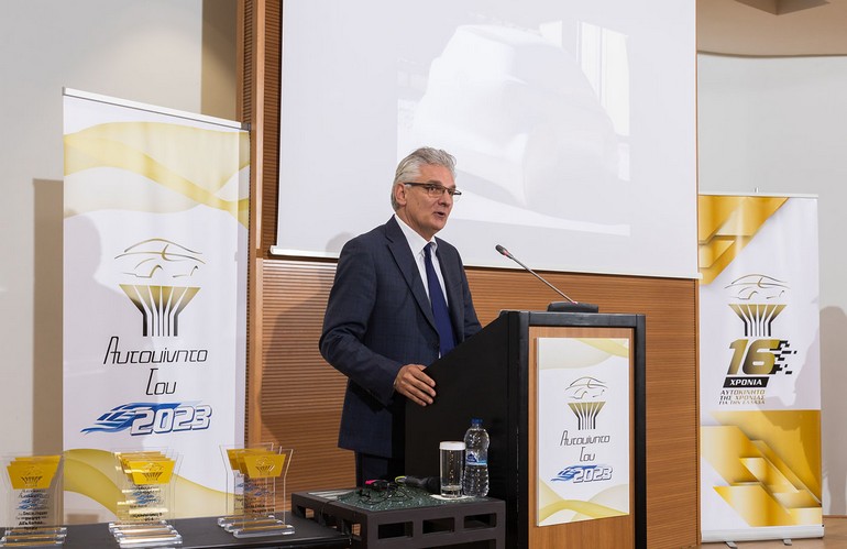 Ο Έλληνας σχεδιαστής αυτοκινήτων Σωτήρης Κωβός